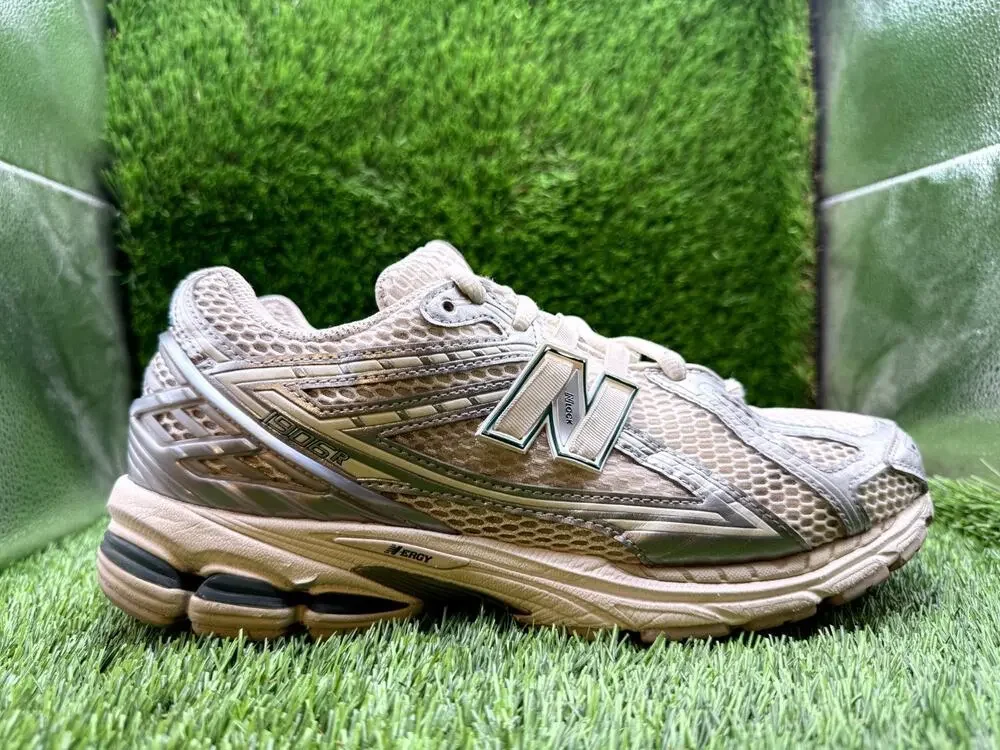 New Balance 1906R M1906REE Athletic Sneaker Unisex M11/W12.5 Brown Mesh Running